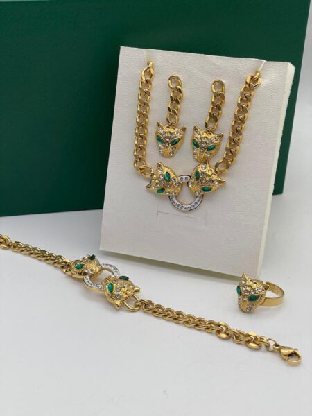 Luxury stainless accessories set